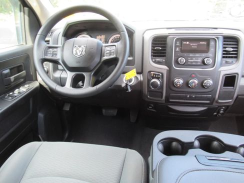 Used 2018 RAM 1500 Tradesman w/ Popular Equipment Group RWD image 16
