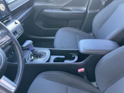 Used 2025 Hyundai Kona SEL image 20