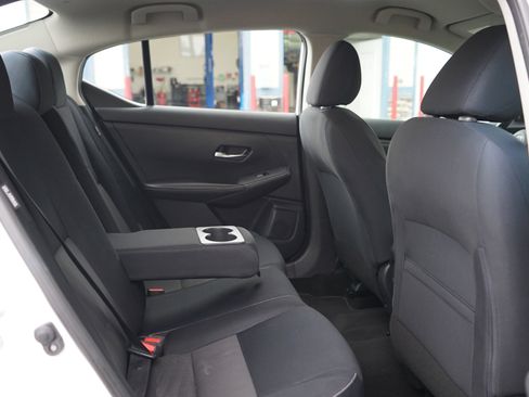 Used 2021 Nissan Sentra SV image 28