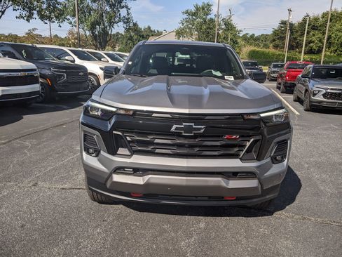 New 2026 Chevrolet Colorado Z71 w/ Technology Package image 2