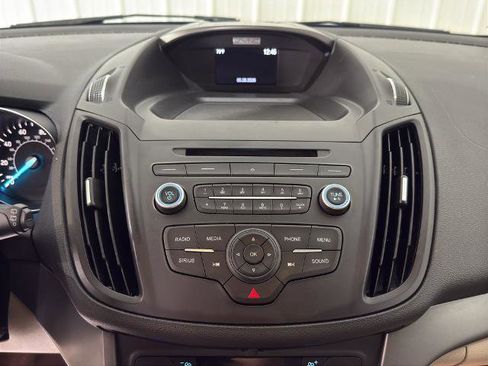 Certified 2017 Ford Escape SE FWD image 4