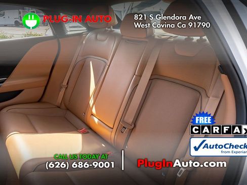 Used 2024 Lucid Air Touring AWD/4WD image 10