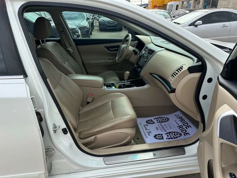 Used 2014 Nissan Altima 2.5 SL w/ Technology Package image 13