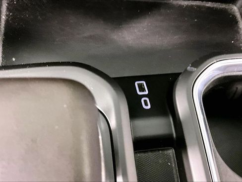 Used 2024 GMC Sierra 1500 Denali AWD/4WD image 16