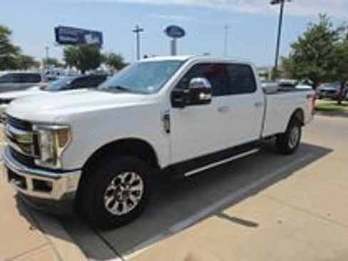Used 2019 Ford F250 XLT w/ XLT Premium Package AWD/4WD image 1