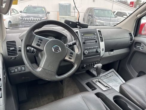 Used 2011 Nissan Frontier PRO-4X w/ Pro-4x Luxury Pkg image 13