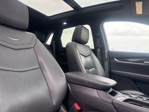 Used 2020 Cadillac XT5 Premium Luxury FWD image 27