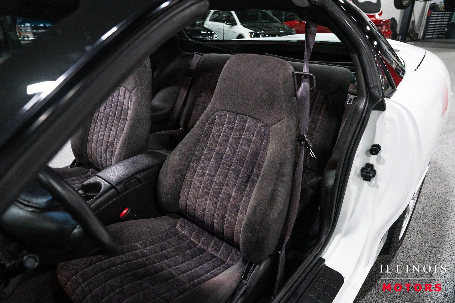 Used 2000 Chevrolet Camaro Z28 w/ SS Performance/Appearance Pkg RWD image 18