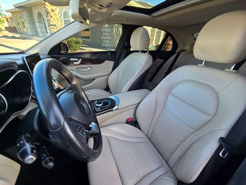Used 2018 Mercedes-Benz C 300 Sedan image 10