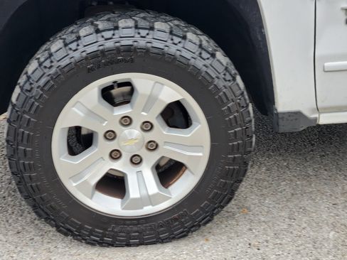 Used 2015 Chevrolet Silverado 1500 LT w/ Texas Edition, 1LT Trim image 12