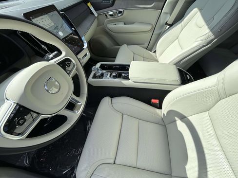 New 2026 Volvo XC90 B6 Ultra image 10