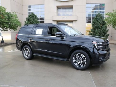 Used 2025 Ford Expedition Active RWD image 1