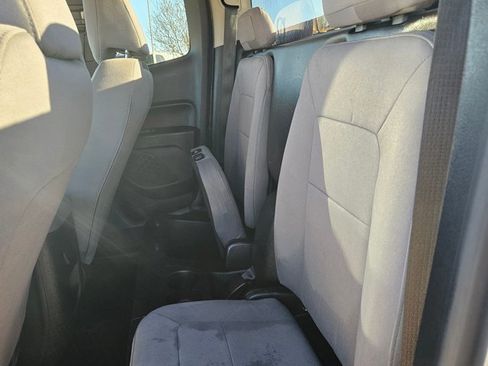 Used 2019 Chevrolet Colorado W/T w/ WT Convenience Package image 17