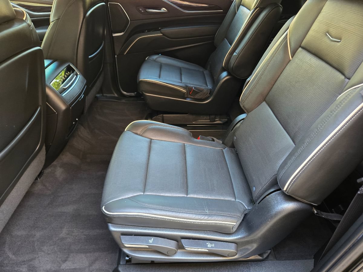 Used 2023 Cadillac Escalade ESV Sport w/ LPO, ONYX Package AWD/4WD image 53