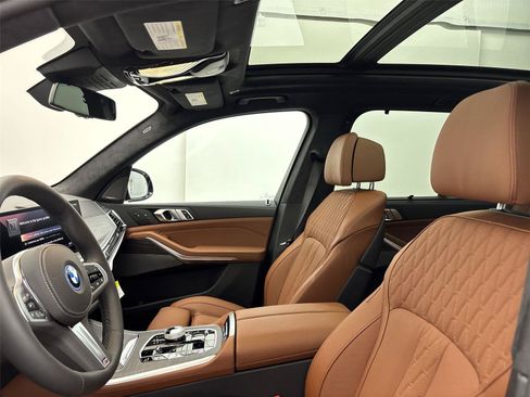 New 2026 BMW X5 xDrive50e w/ Executive Package AWD/4WD image 24