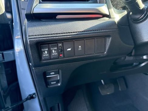 Certified 2025 Honda Odyssey Sport-L image 16