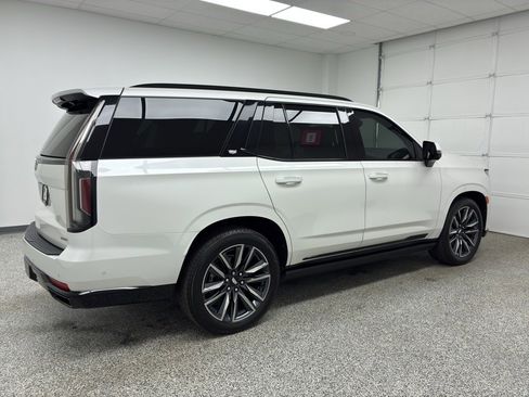 Used 2023 Cadillac Escalade Sport Platinum image 11