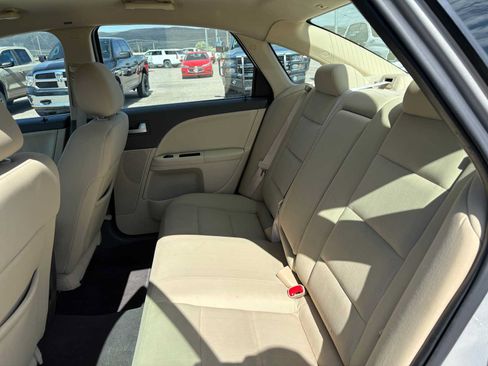 Used 2009 Mercury Sable Sedan FWD image 27