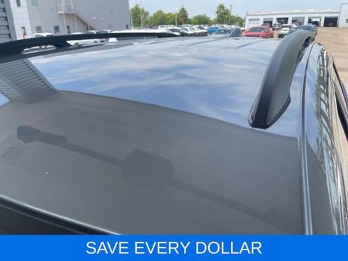 Used 2023 GMC Terrain SLE w/ Driver Convenience Package FWD image 11