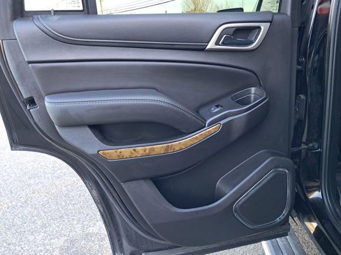 Used 2017 GMC Yukon Denali image 14