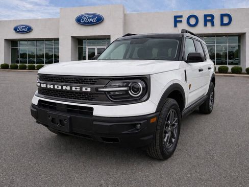 Used 2023 Ford Bronco Sport Badlands AWD/4WD image 1