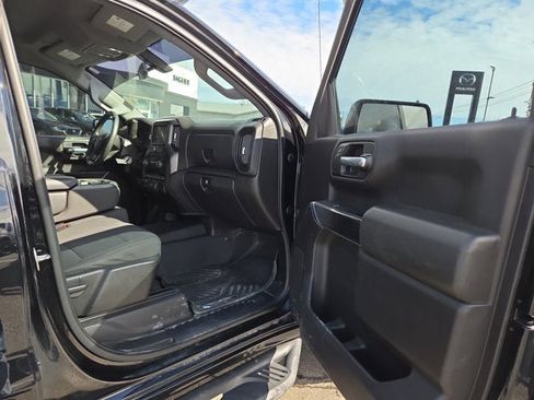 Used 2021 Chevrolet Silverado 1500 Custom Trail Boss w/ Midnight Edition image 12