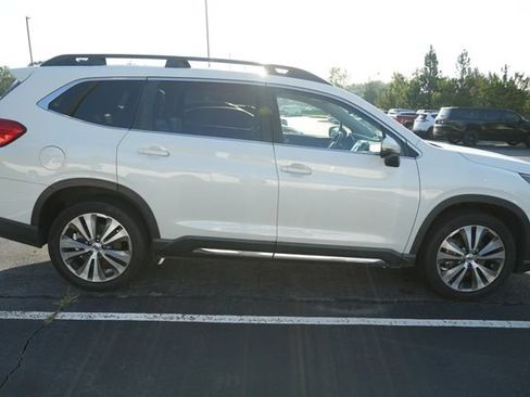 Used 2022 Subaru Ascent Limited AWD/4WD image 9