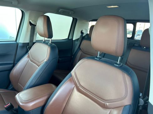 Used 2022 Ford Maverick Lariat image 15