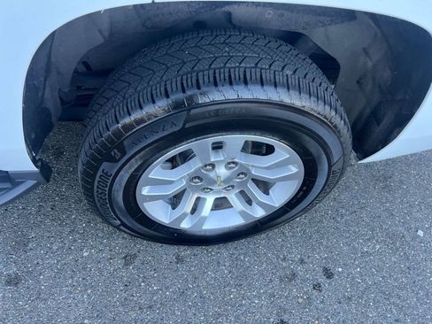 Used 2017 Chevrolet Tahoe LT AWD/4WD image 10