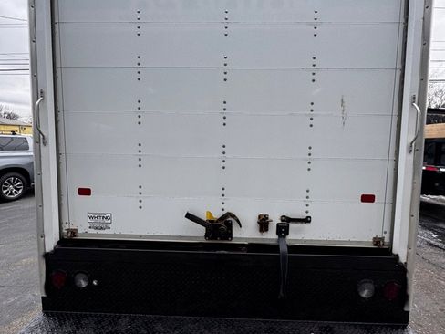 Used 2020 GMC Savana 3500 Extended w/ Power Convenience Package image 5