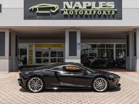Used 2025 McLaren GTS RWD image 41