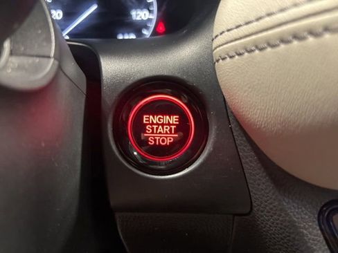 Certified 2024 Honda HR-V EX-L image 30