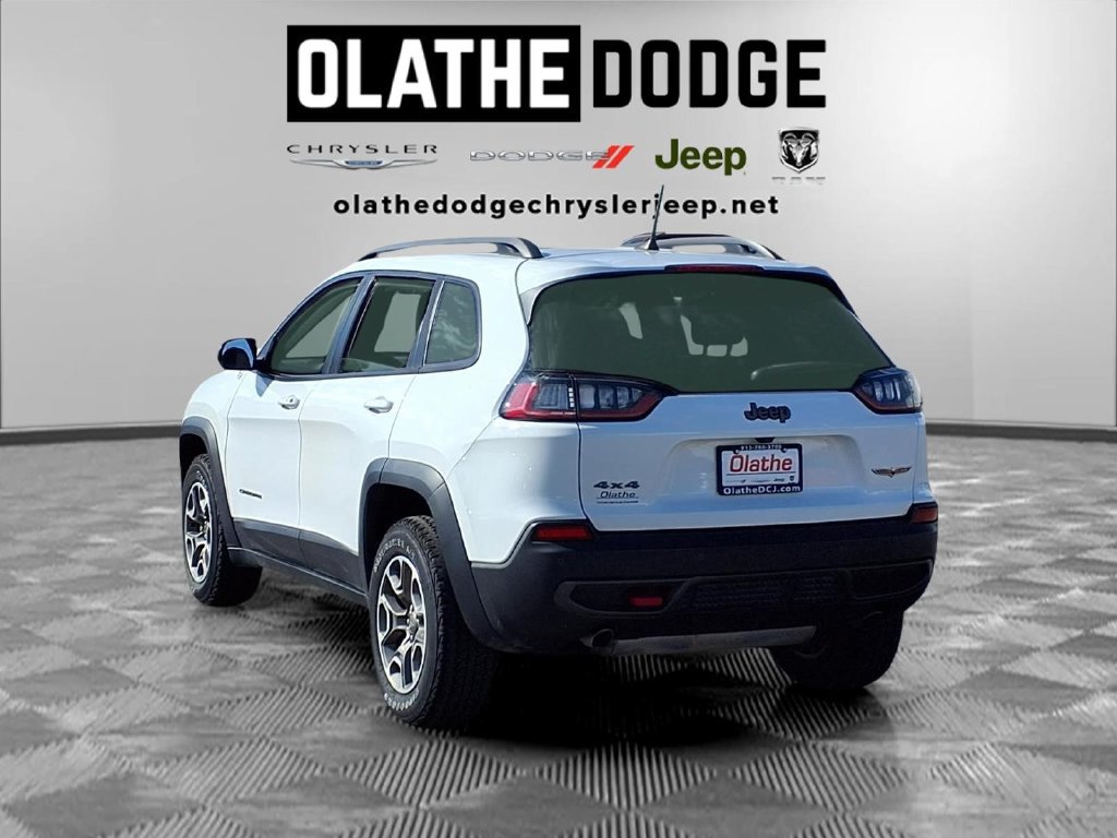 Used 2021 Jeep Cherokee Trailhawk w/ Sun, Sound & Nav Group AWD/4WD image 5