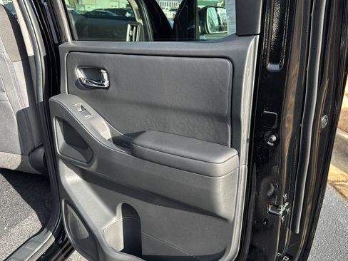 New 2026 Nissan Frontier SV w/ SV Convenience Package image 13
