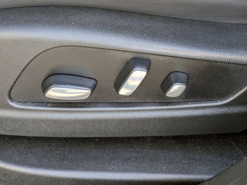 Used 2021 Cadillac XT5 Premium Luxury image 19