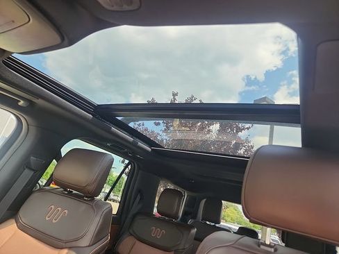 Certified 2025 Ford Expedition King Ranch AWD/4WD image 21