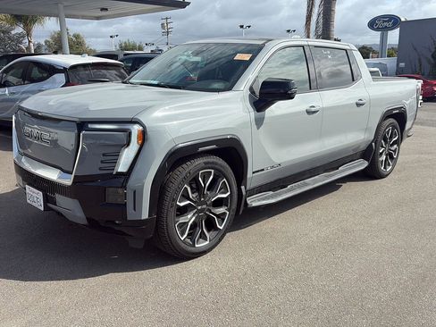Used 2024 GMC Sierra EV Denali image 1