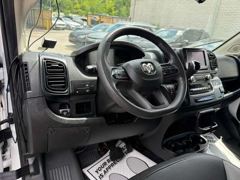 Used 2025 RAM ProMaster 2500 w/ Convenience Group FWD image 20