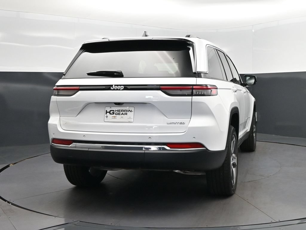 Used 2025 Jeep Grand Cherokee Limited RWD image 7