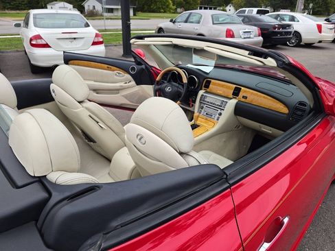 Used 2002 Lexus SC 430 Convertible RWD image 26