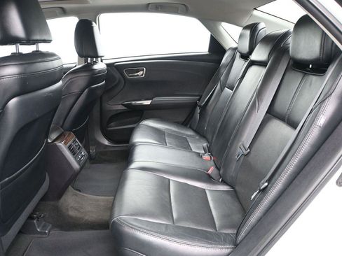 Used 2014 Toyota Avalon Limited FWD image 10