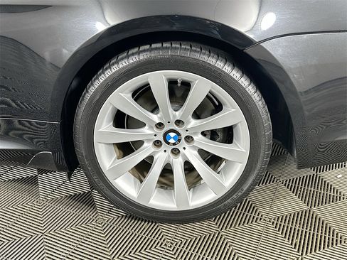 Used 2009 BMW 650i Coupe image 34