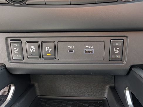 New 2026 Nissan Frontier SV w/ SV Convenience Package AWD/4WD image 32