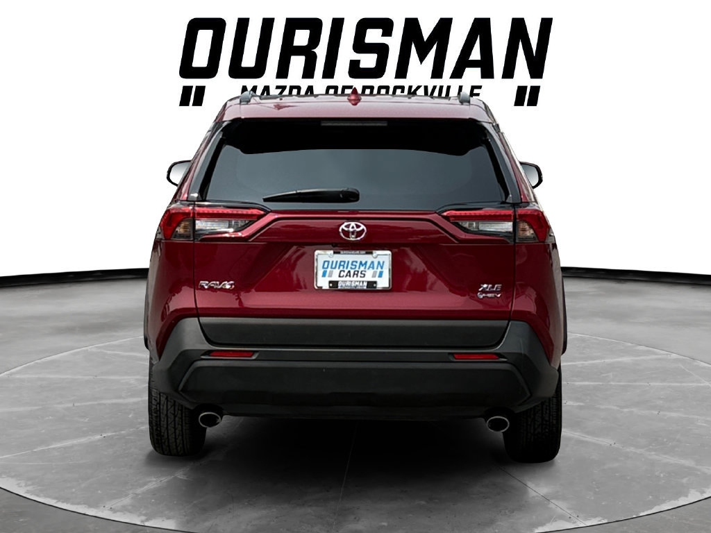 Used 2025 Toyota RAV4 XLE AWD/4WD image 5