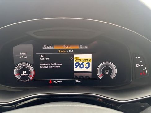 Used 2019 Audi Q8 Premium Plus AWD/4WD image 8