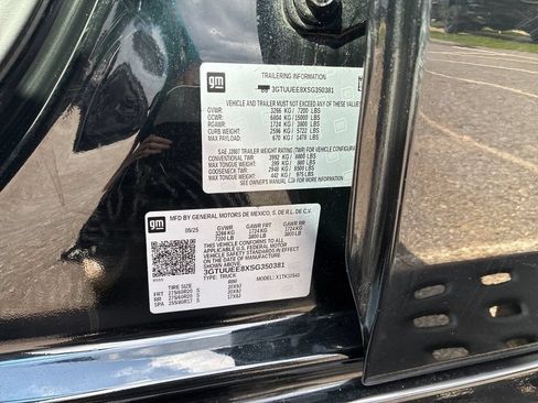 Used 2025 GMC Sierra 1500 AT4 w/ Technology Package AWD/4WD image 31