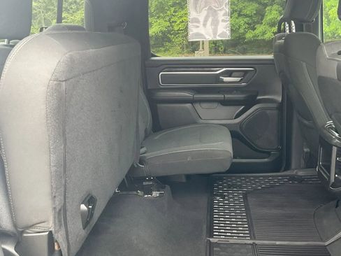Used 2019 RAM 1500 Big Horn AWD/4WD image 46