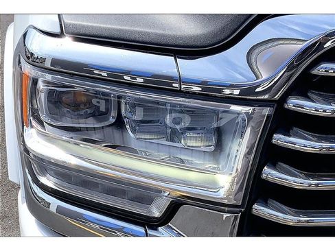 Used 2024 RAM 2500 Limited AWD/4WD image 28