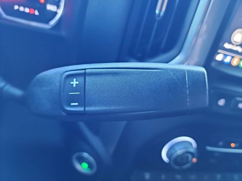 Used 2025 Chevrolet Silverado 2500 Custom w/ Custom Value Package image 29