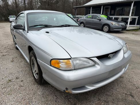 Used 1998 Ford Mustang Coupe image 5